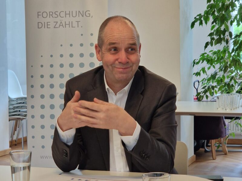 Exklusives Gespräch mit Holger Bonin, IHS